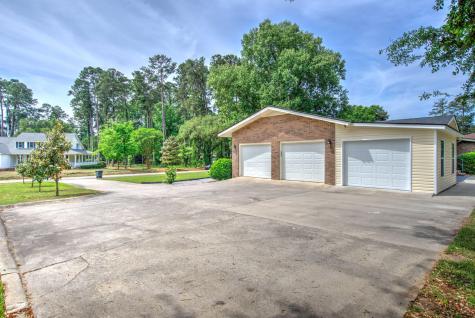 127 Cooper Circle Santee SC 29142