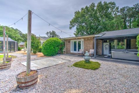 127 Cooper Circle Santee SC 29142