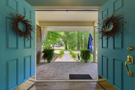 127 Cooper Circle Santee SC 29142