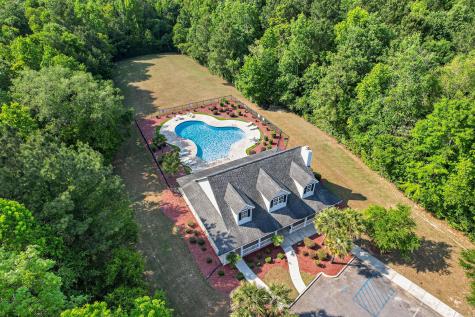 110 Coosawatchie Street Summerville SC 29485