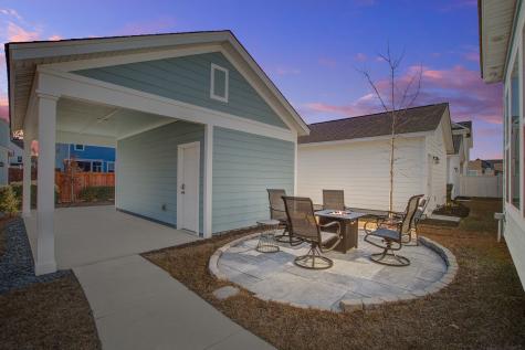 655 Blueway Avenue Summerville SC 29486