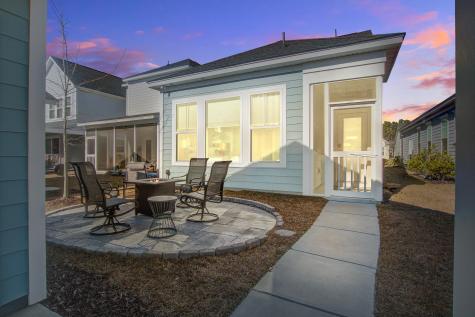 655 Blueway Avenue Summerville SC 29486