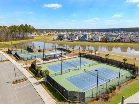 655 Blueway Avenue Summerville SC 29486