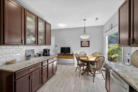 2510 Shadowcreek Court North Charleston SC 29406