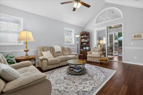 2510 Shadowcreek Court North Charleston SC 29406