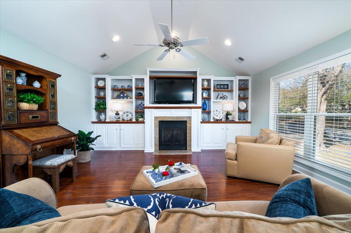 1527 Barquentine Drive Mount Pleasant SC 29464