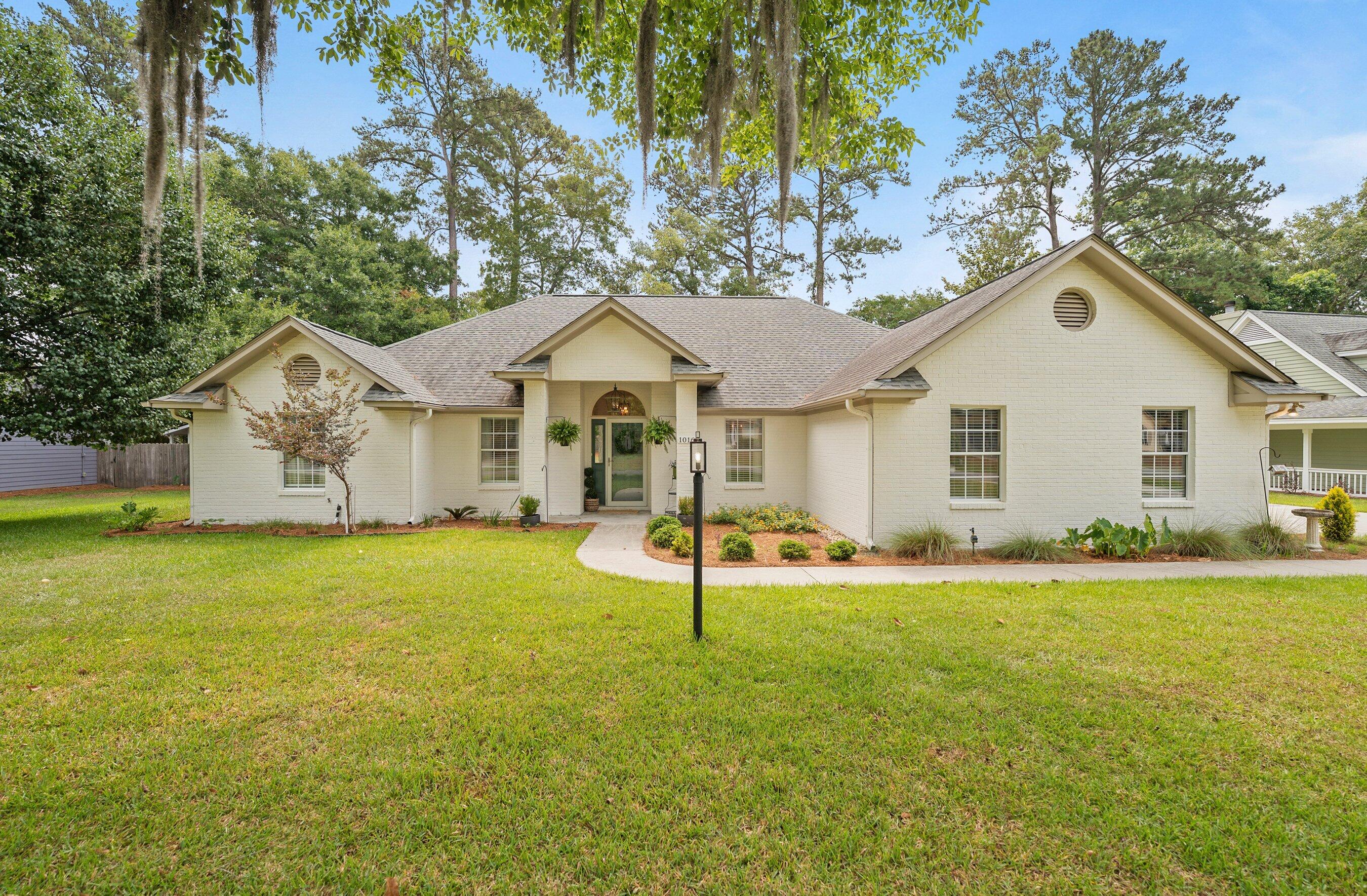 1016 Pine Martin Road Beaufort SC 29902