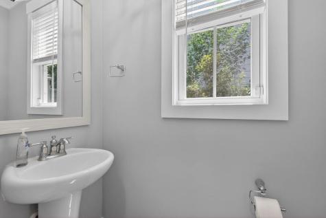 386 Oak Park Street Summerville SC 29486