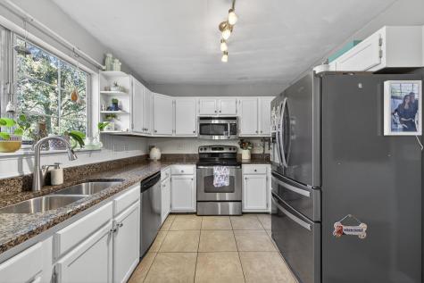 1352 Battery Glover Court Charleston SC 29412