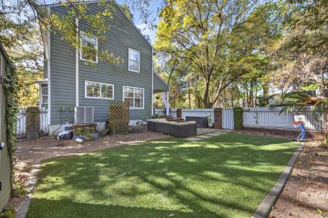 1352 Battery Glover Court Charleston SC 29412