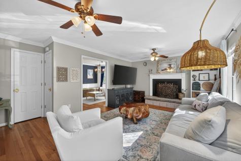 1352 Battery Glover Court Charleston SC 29412