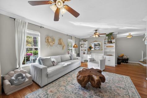 1352 Battery Glover Court Charleston SC 29412