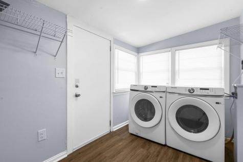 1938 English Street North Charleston SC 29405