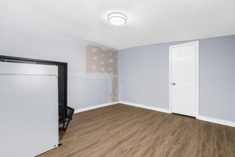 1938 English Street North Charleston SC 29405