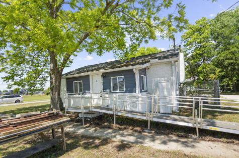 1938 English Street North Charleston SC 29405