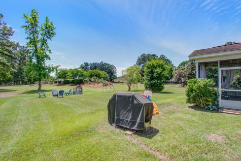 423 Glenmore Drive Moncks Corner SC 29461