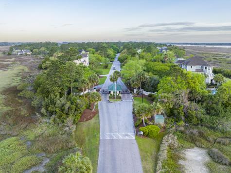 1368 Headquarters Plantation Drive Johns Island SC 29455