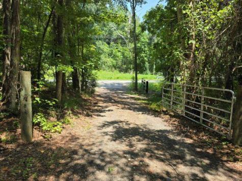 9792 Old Number Six Highway Santee SC 29142
