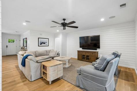 1010 Lansing Drive Mount Pleasant SC 29464