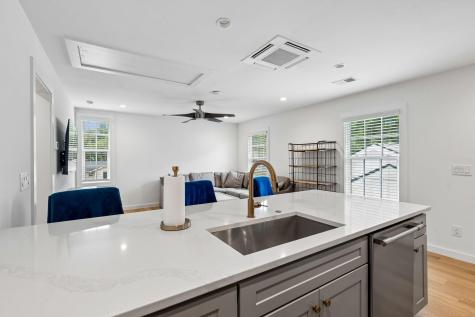 1010 Lansing Drive Mount Pleasant SC 29464
