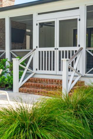 1010 Lansing Drive Mount Pleasant SC 29464