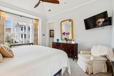 74 Halsey Boulevard Charleston SC 29401