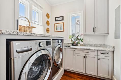 74 Halsey Boulevard Charleston SC 29401