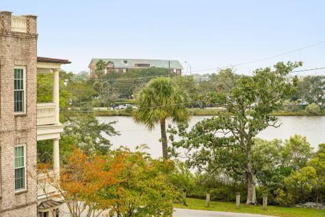 74 Halsey Boulevard Charleston SC 29401