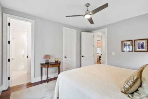 74 Halsey Boulevard Charleston SC 29401
