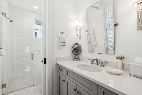 74 Halsey Boulevard Charleston SC 29401