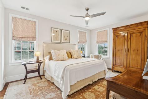 74 Halsey Boulevard Charleston SC 29401
