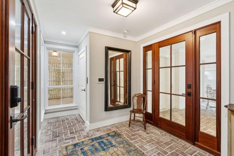 74 Halsey Boulevard Charleston SC 29401