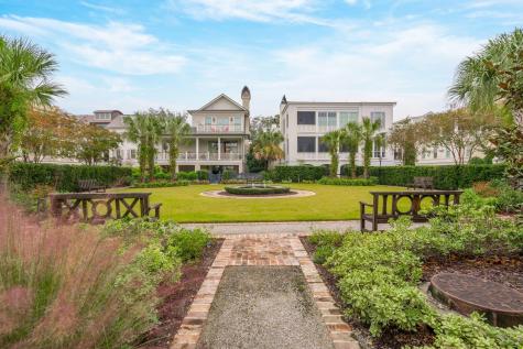 74 Halsey Boulevard Charleston SC 29401