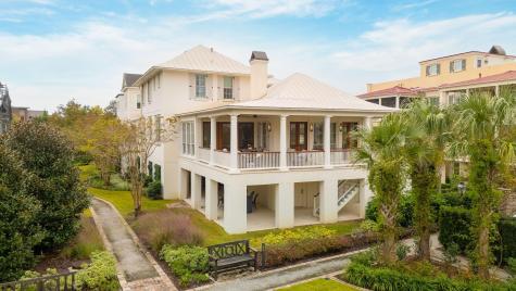 74 Halsey Boulevard Charleston SC 29401