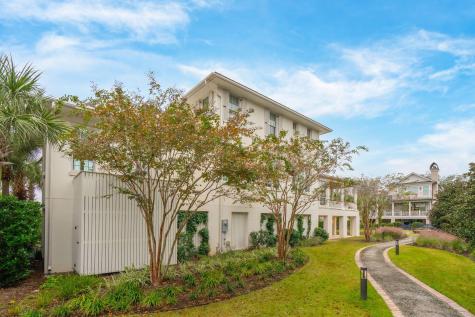 74 Halsey Boulevard Charleston SC 29401