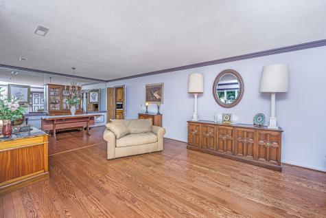 1870 Rugby Lane Charleston SC 29407
