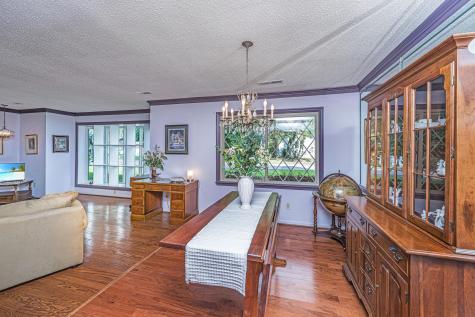 1870 Rugby Lane Charleston SC 29407