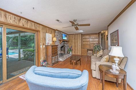 1870 Rugby Lane Charleston SC 29407