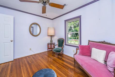 1870 Rugby Lane Charleston SC 29407