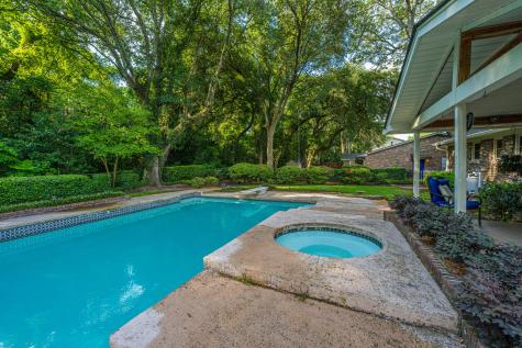 1870 Rugby Lane Charleston SC 29407