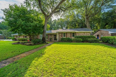 1870 Rugby Lane Charleston SC 29407