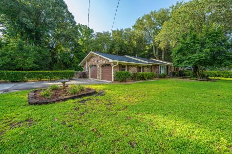 1870 Rugby Lane Charleston SC 29407