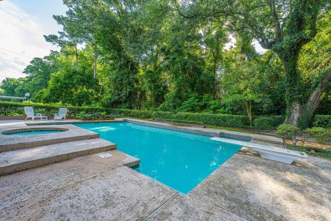 1870 Rugby Lane Charleston SC 29407