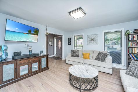 301 Mendenhall Street Summerville SC 29483