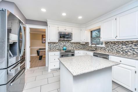 301 Mendenhall Street Summerville SC 29483