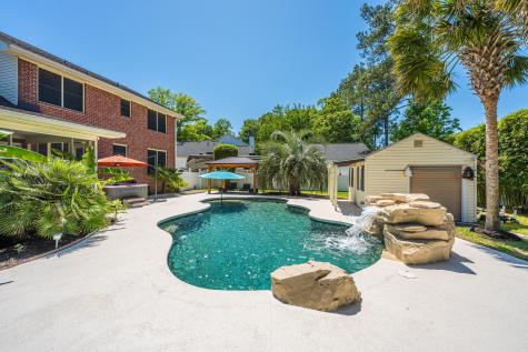 301 Mendenhall Street Summerville SC 29483