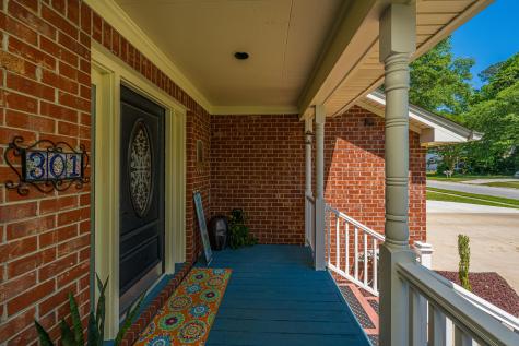 301 Mendenhall Street Summerville SC 29483