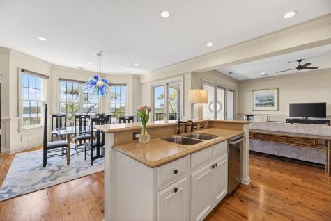 4254 Faber Place Drive North Charleston SC 29405
