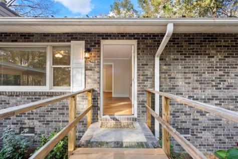 298 Summerset Lane Summerville SC 29483