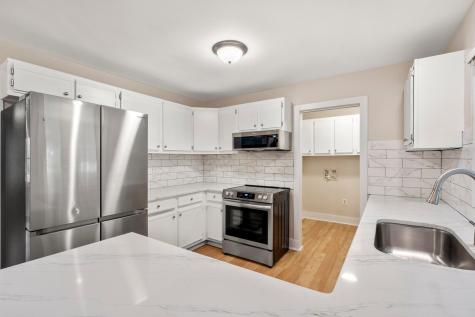 298 Summerset Lane Summerville SC 29483